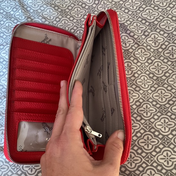 Thirty-One Shoulder Bag & Wallet - Picture 5 of 6